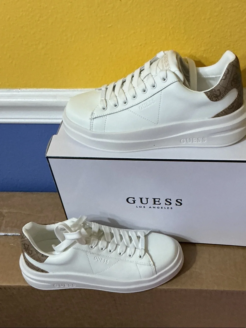 GUESS White Platform Sneakers with Brown Logo Heel 7.5 Nwb